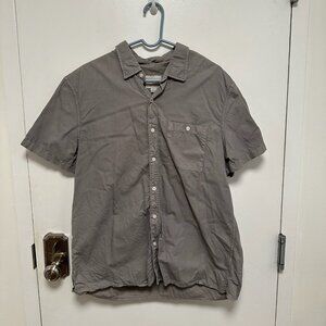 American Eagle Gray Short Sleeve Button-Up Shirt - Size XL